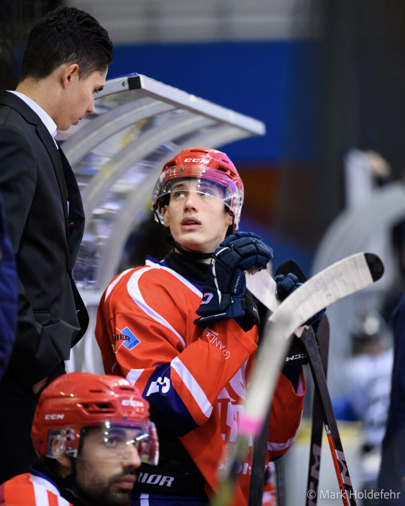 Lyon vs roanne lyon hockey club.27