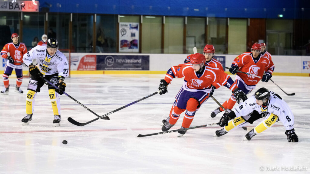 Lyon vs roanne lyon hockey club.39