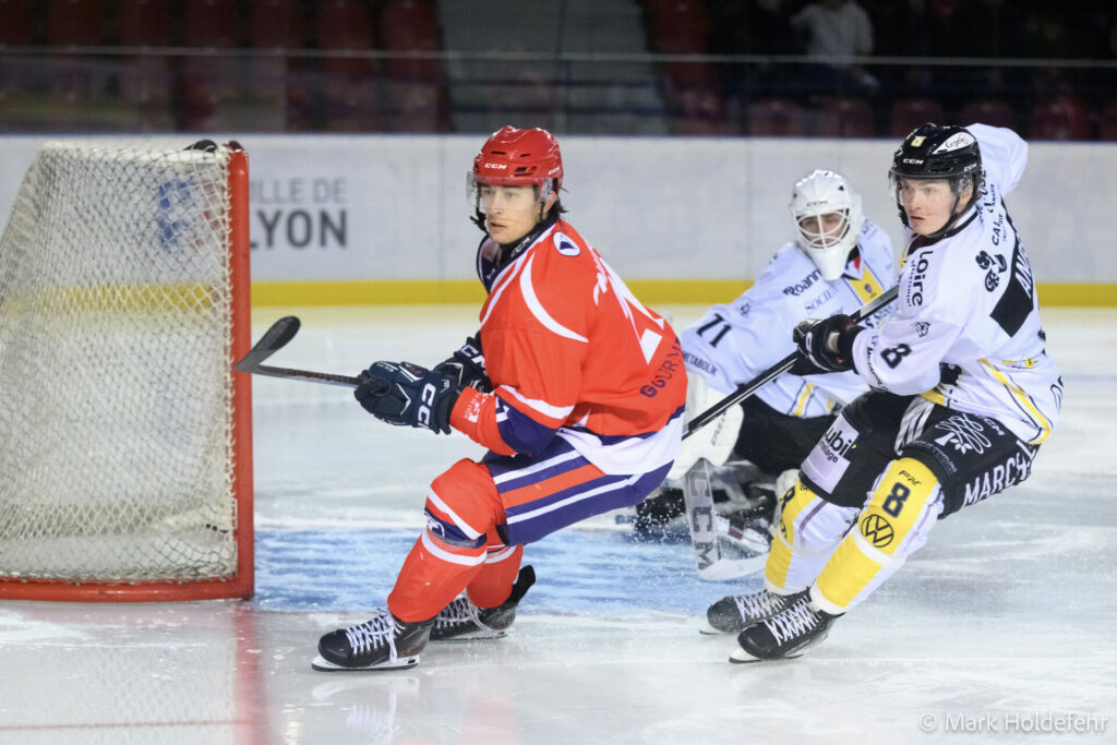 Lyon vs roanne lyon hockey club.50