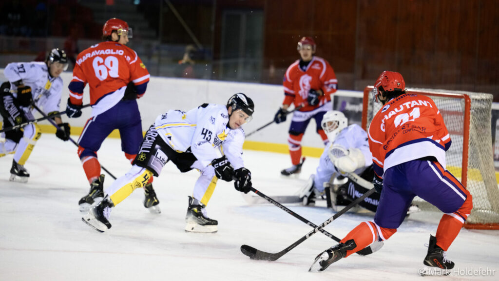 Lyon vs roanne lyon hockey club.96