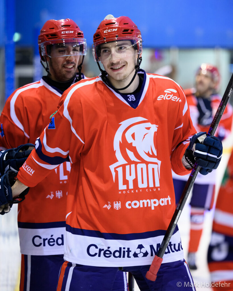 Lyon vs la roche sur yon lyon hockey club.13