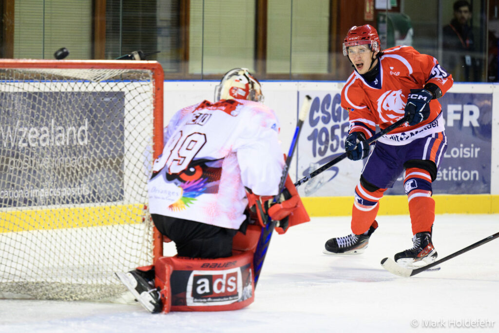 Lyon vs la roche sur yon lyon hockey club.23