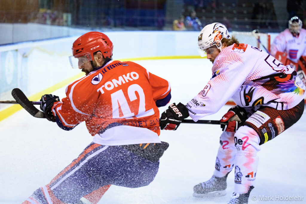 Lyon vs la roche sur yon lyon hockey club.26