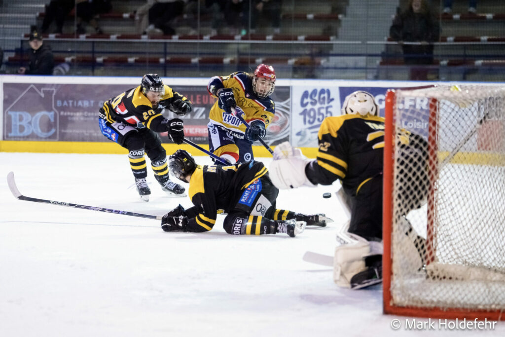 Lyon vs chambéry lyon hockey club112