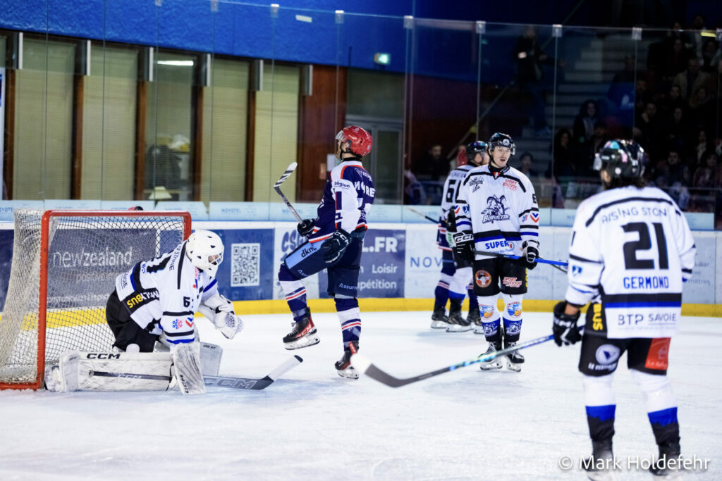 Lyon vs hcmp lyon hockey club60