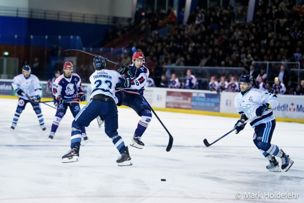 Lyonvstours lyon hockey club117